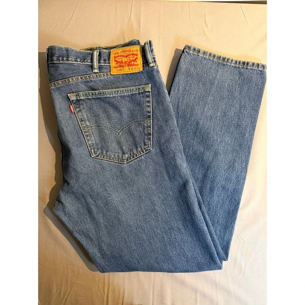 Levis 505 Regular Fit Straight Leg Jeans Mens 40x32 Medium Wash Blue Denim